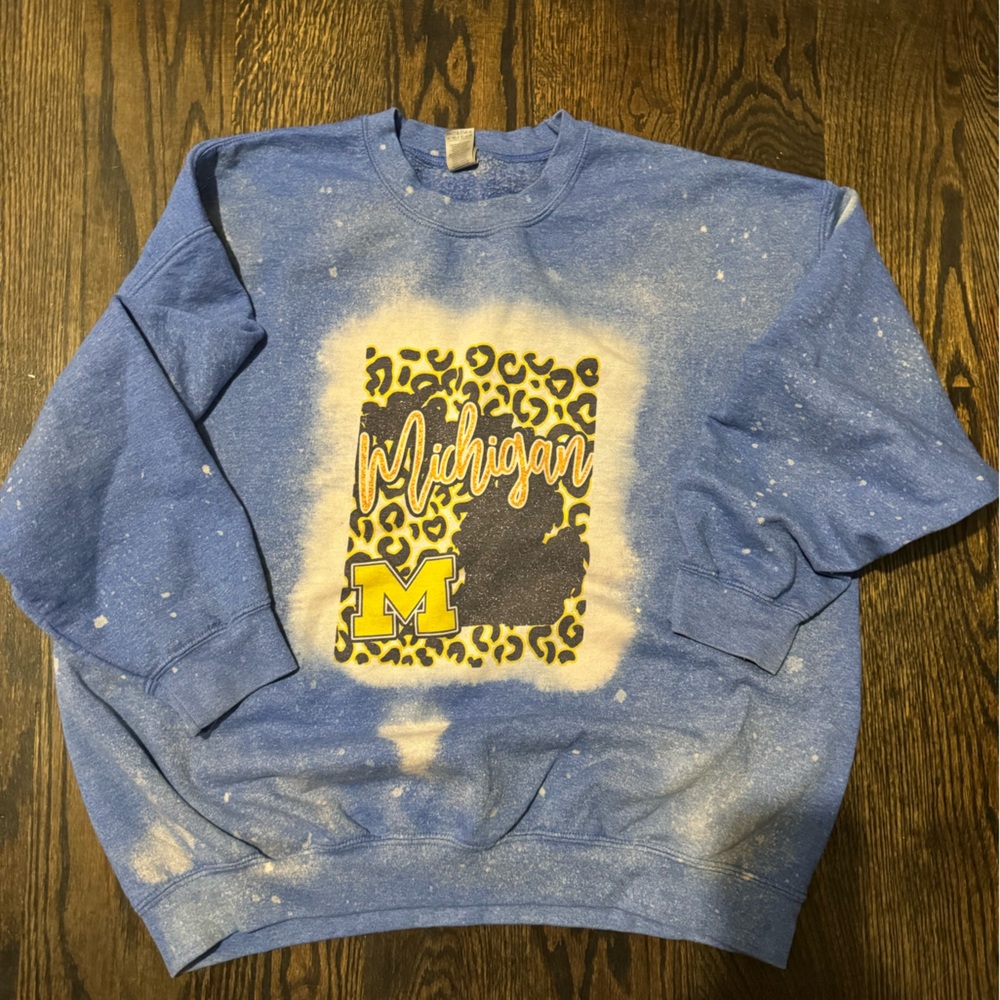 Michigan Wolverines crew sweatshirt